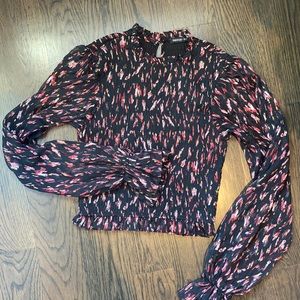 3/$15 Women’s dressy top